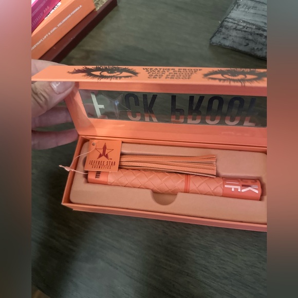 JEFFREE STAR BLOOD SUGAR BUNDLE - Picture 4 of 5